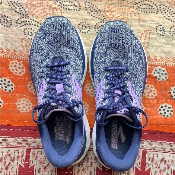 brooks ghost 11 purple